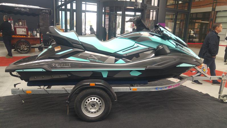 Yamaha Waverunner